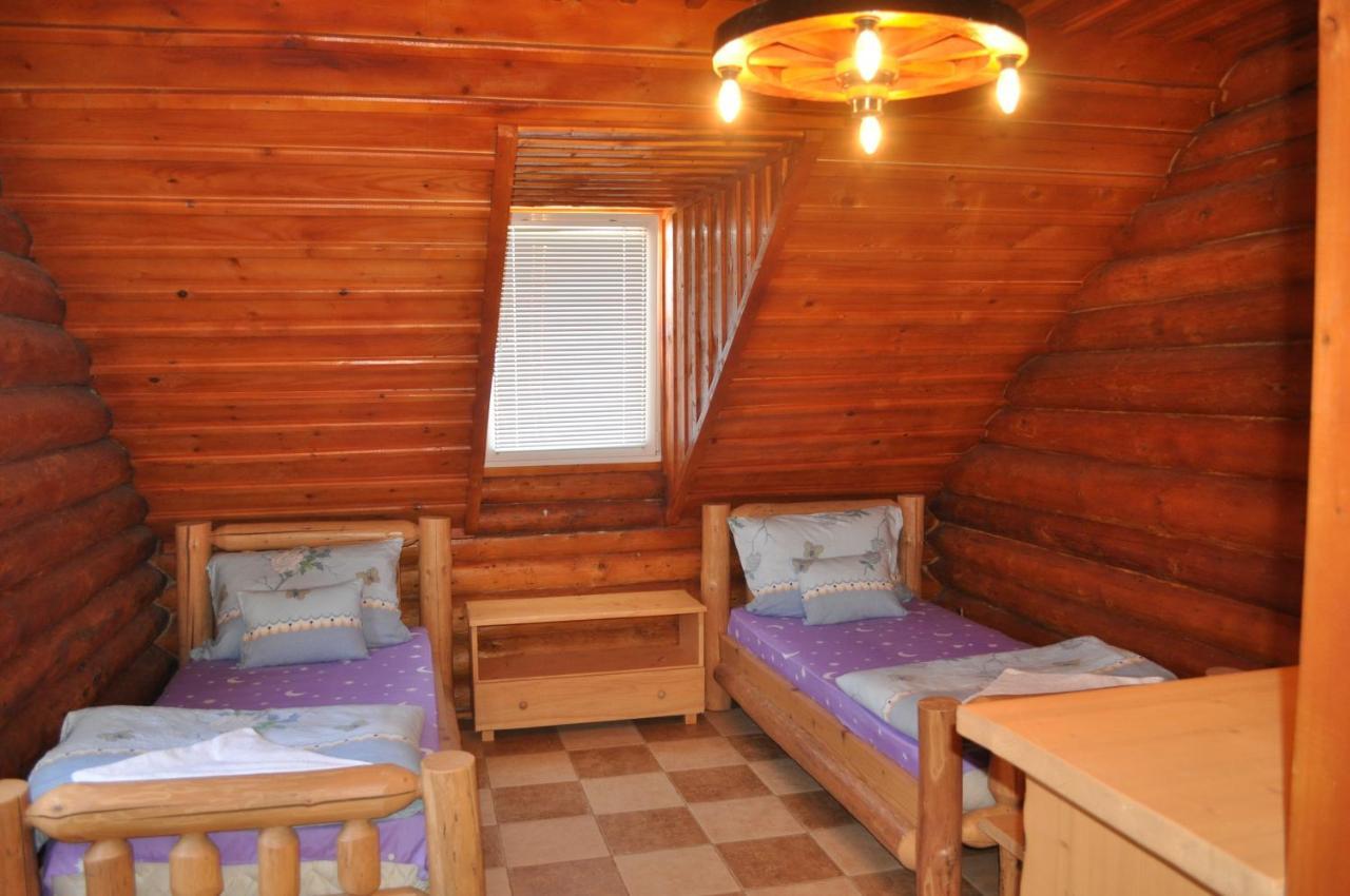 Roenk-Wellness Panzio Mezopeterd Bed & Breakfast Bagian luar foto