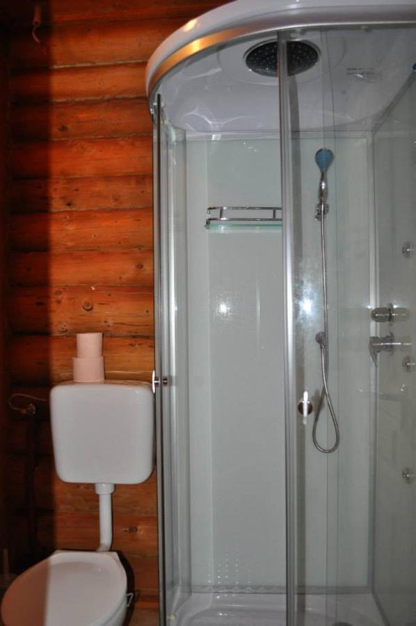 Roenk-Wellness Panzio Mezopeterd Bed & Breakfast Bagian luar foto