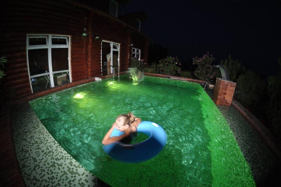 Roenk-Wellness Panzio Mezopeterd Bed & Breakfast Bagian luar foto