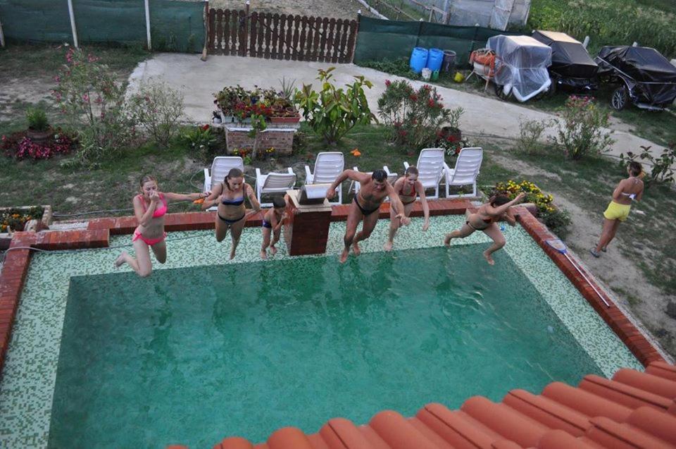 Roenk-Wellness Panzio Mezopeterd Bed & Breakfast Bagian luar foto