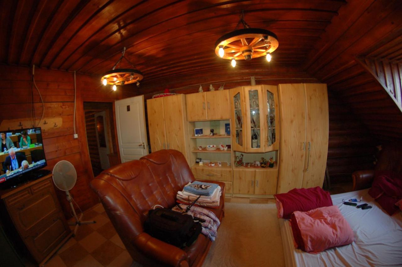 Roenk-Wellness Panzio Mezopeterd Bed & Breakfast Bagian luar foto