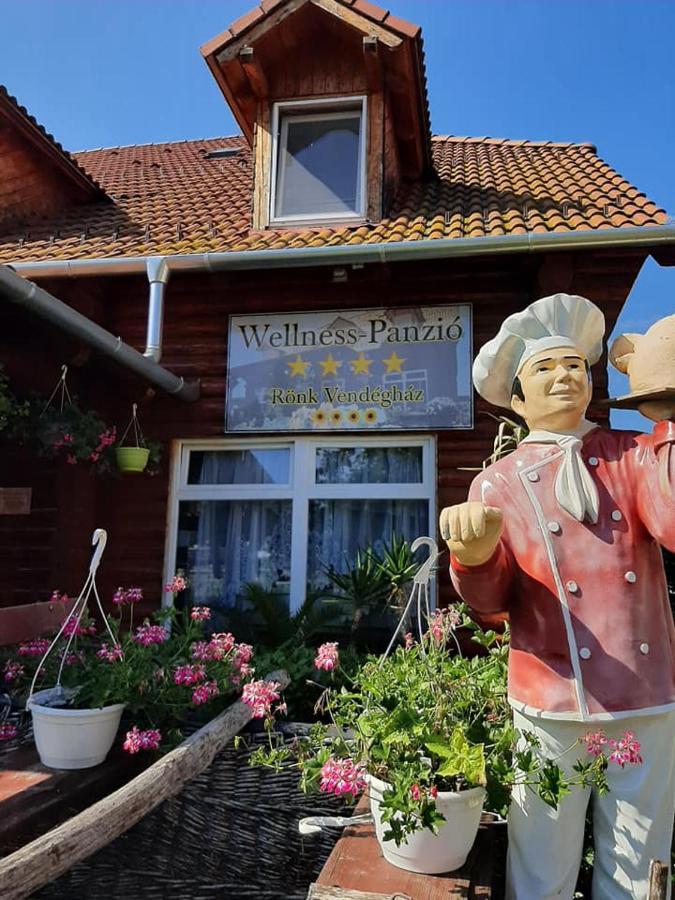 Roenk-Wellness Panzio Mezopeterd Bed & Breakfast Bagian luar foto